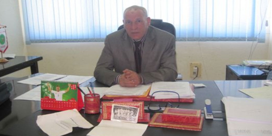 رئيس الاتحادية الجزائرية لكرة الطائرة السابق عقبة قوقام