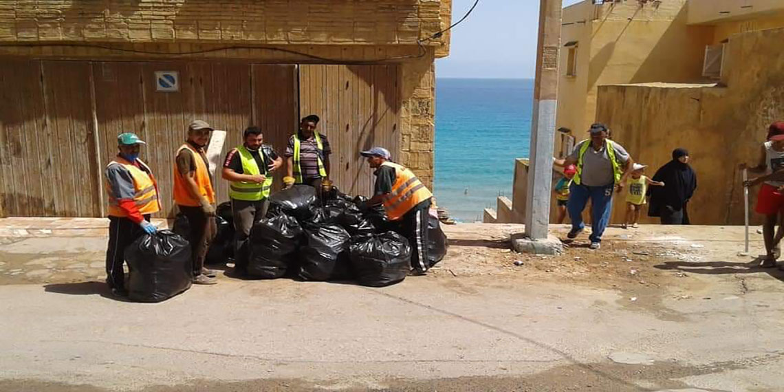 حملات تنظيف شواطئ عين الترك
