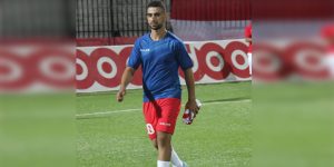 لاعب الوسط ملال بن عمر