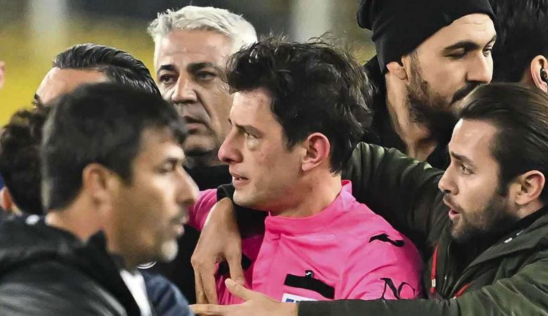 الكرة التركية