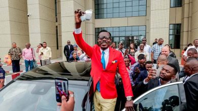 المشجع الكونغولي ميشيل كوكا