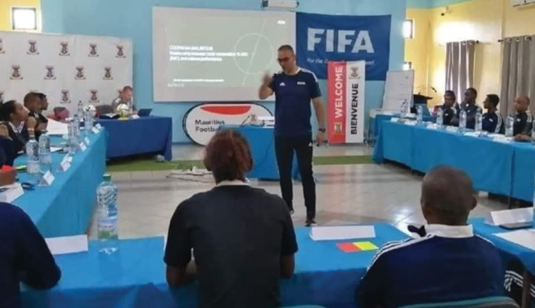 دورة لتكوين مكوني حكّام النخبة