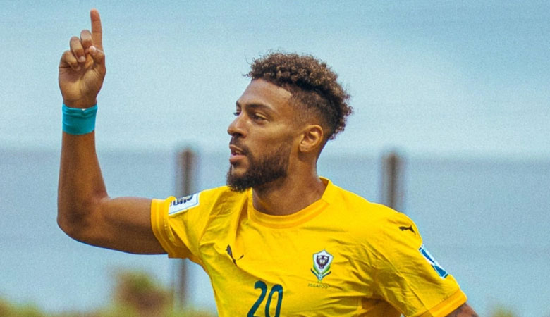 دينيس بوانغا