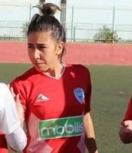 عمراوي سارة (لاعبة )