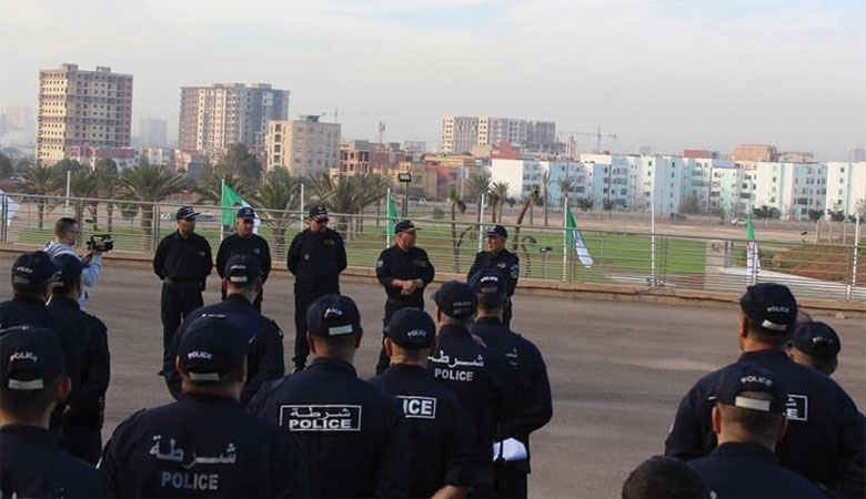 عناصر الأمن